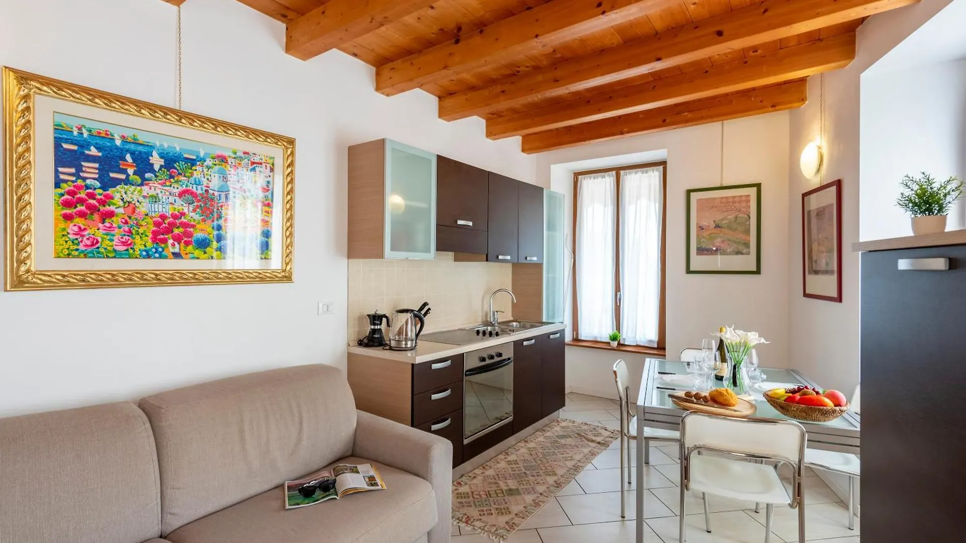 Daire Stefy House 50M From The Lake - Happy Rentals