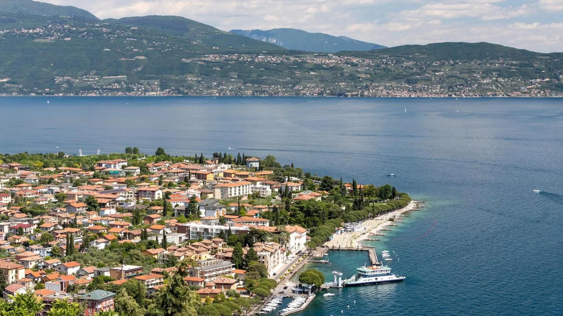 Stefy House 50M From The Lake - Happy Rentals İtalya