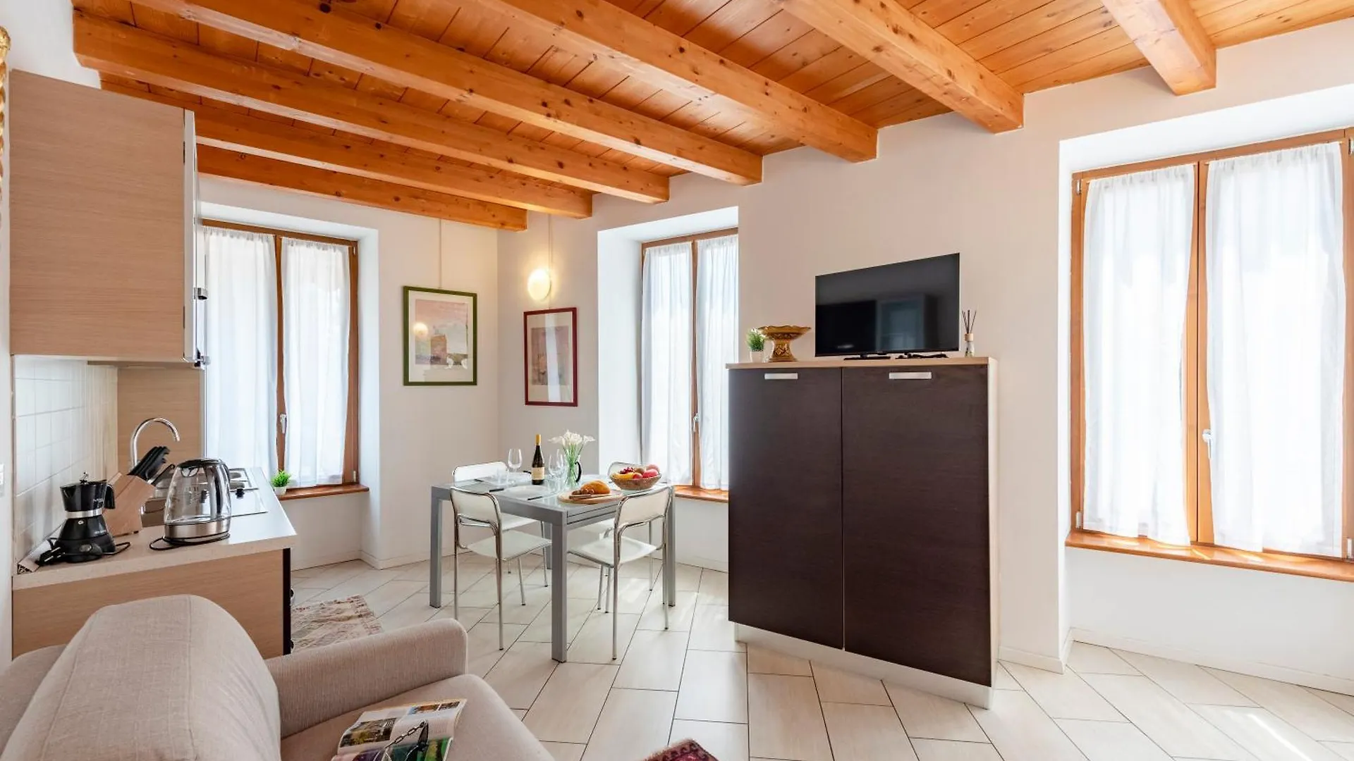 Stefy House 50M From The Lake - Happy Rentals Daire