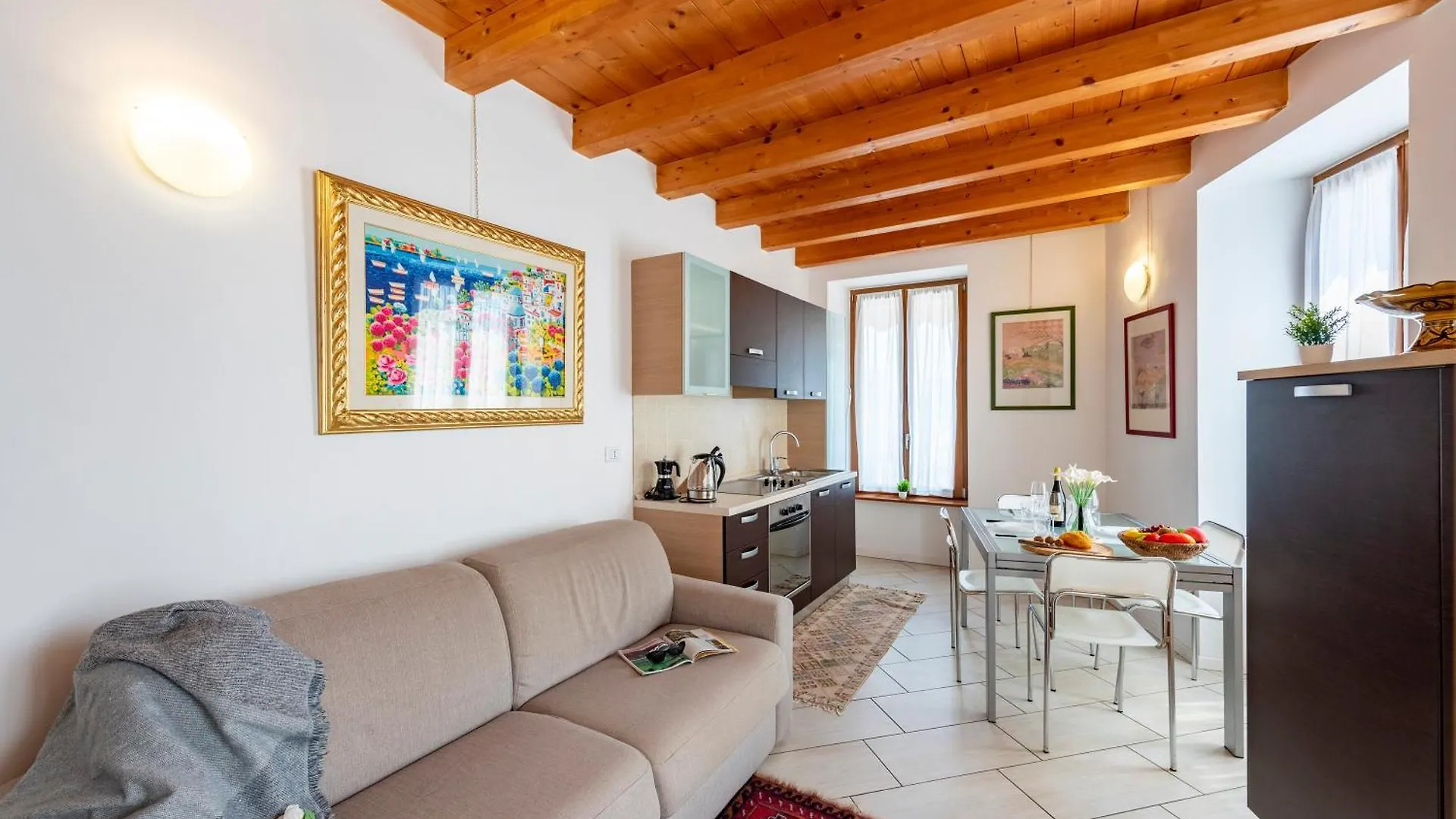 Stefy House 50M From The Lake - Happy Rentals İtalya